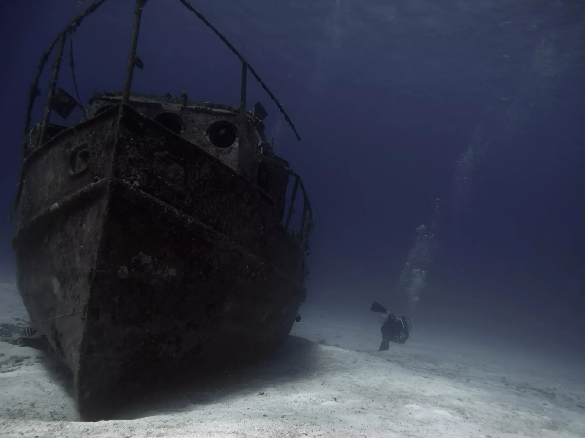 2 dives Mama Vina Wreck